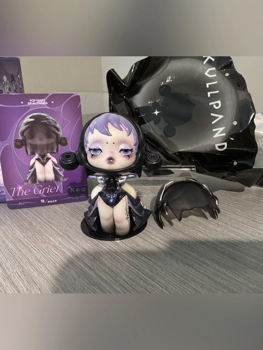Pop Mart Skullpanda '- The Sound Series Confirmed The Grief'